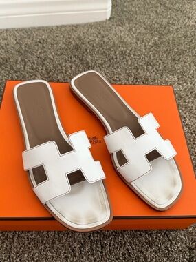 Hermes White Oran Sandals 38.5